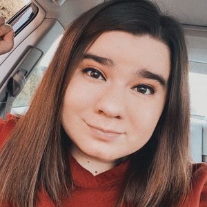 Meet your Posher, Shana